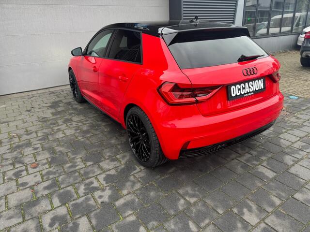 Audi A1 30 tfsi s tronic black pack s line