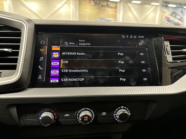 Audi A1 Sportback 25 TFSI 95pk Pro Line · Apple/Android Car Play · P-Sensoren · Airco · Cruise Control · 15'' Inch · Garantie t/m 10-07-2027 of 100.000km