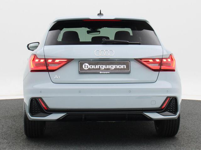 Audi A1 Sportback 30 TFSI | S edition | 116 PK | Contrastdak | Dynamica | 17 inch velgen | Privacyglas |