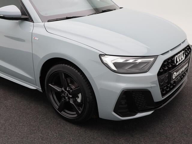 Audi A1 Sportback 30 TFSI | S edition | 116 PK | Contrastdak | Dynamica | 17 inch velgen | Privacyglas |