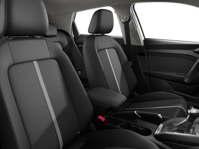 Audi A1 Sportback Advanced edition 25 TFSI 95 pk | Parkeerhulp plus | Automatische airco | Inklapbare buitenspiegels | Dak in contrast kleur |