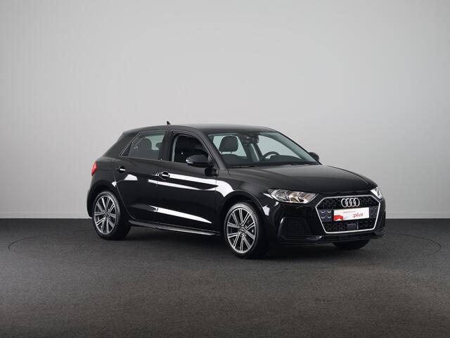 Audi A1 Sportback 25 TFSI S edition 95pk | Parkeerhulp plus | Automatische airco | Navigatie via App | 17 inch lichtmetalen velgen | Dak in contrast kleur