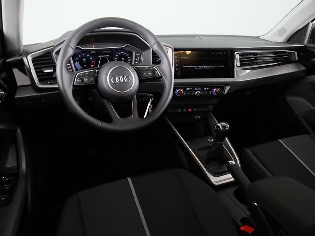 Audi A1 Sportback 25 TFSI S edition 95pk | Parkeerhulp plus | Automatische airco | Navigatie via App | 17 inch lichtmetalen velgen | Dak in contrast kleur