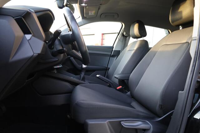 Audi A1 Sportback 30 TFSI Advanced epic 85KW/115PK, Cruise control, navigatie, digital cockpit, 17'' LMV, apple carplay/android auto, parkeersensoren, vierseizoenenbanden, dealer onderhouden.