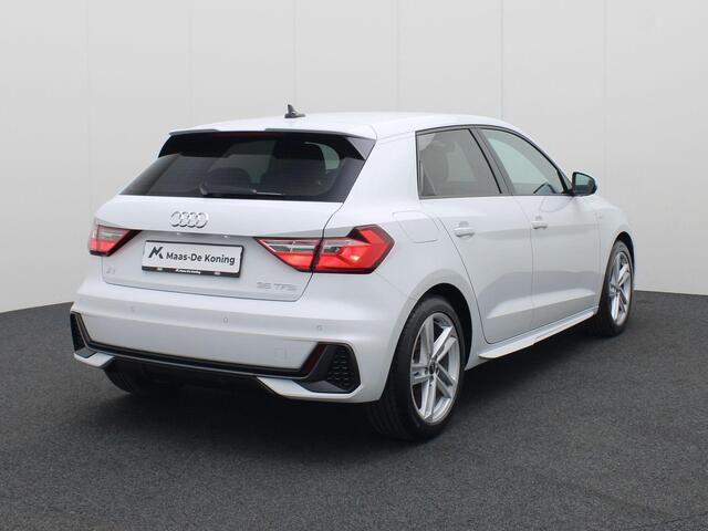 Audi A1 Sportback 35 TFSI/150PK S Line S-tronic · Navigatie · Apple/Android CarPlay · Climate · Parkeersensoren