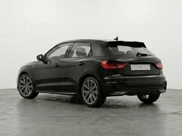 Audi A1 Sportback Advanced edition 25 TFSI 95 pk | Sportstoelen voor | Ledlampen voor en achter | Optiek pakket zwart plus | Buitenspiegels inklapbaar |
