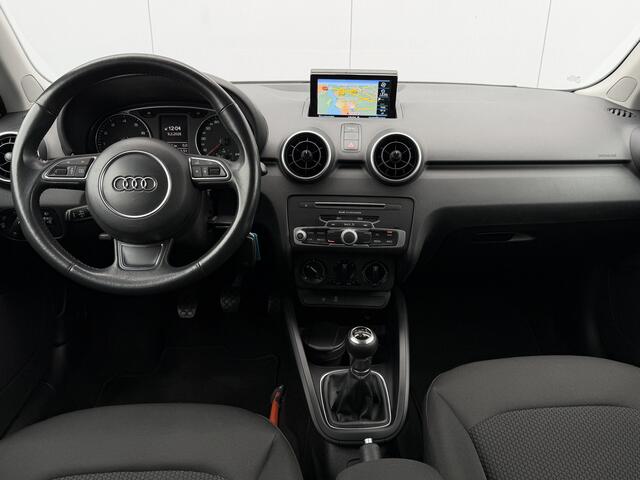 Audi A1 Sportback 1.0 TFSI Adrenalin S-line/Navi/Bluetooth/17inch.