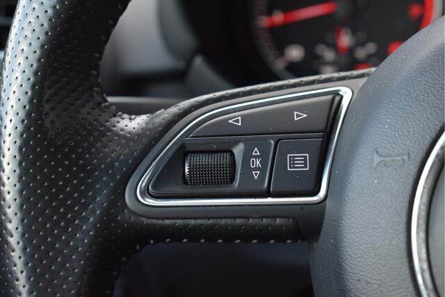 Audi A1 1.0 TFSI Stoelverwarming, DAB, PDC, Climatronic