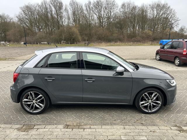Audi A1 Sportback 1.0 TFSI Lm Airco Cruise Pdc Navi
