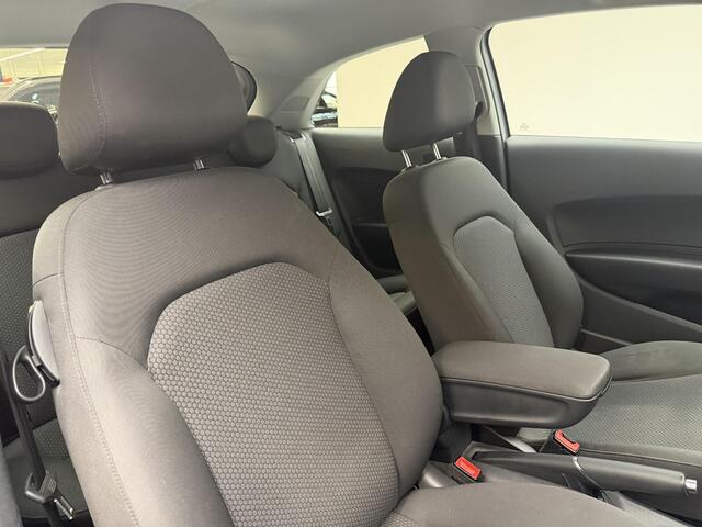 Audi A1 1.0 TFSI Adrenalin S-Line | 17'' LM Velgen | NL Auto