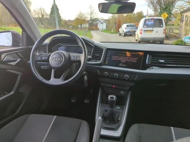 Audi A1 Sportback 25 TFSI 95pk Epic / Navigatie via App Connect / Cruise control / Lichtmetalen velgen