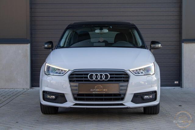 Audi A1 Sportback 1.0 TFSI Panoramdak Parkeersensor Cruisecontrol Airco
