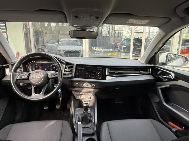 Audi A1 Sportback TFSI *!* NAVIGATIE/ CARPLAY/ 18 INCH/ CRUISE *!*