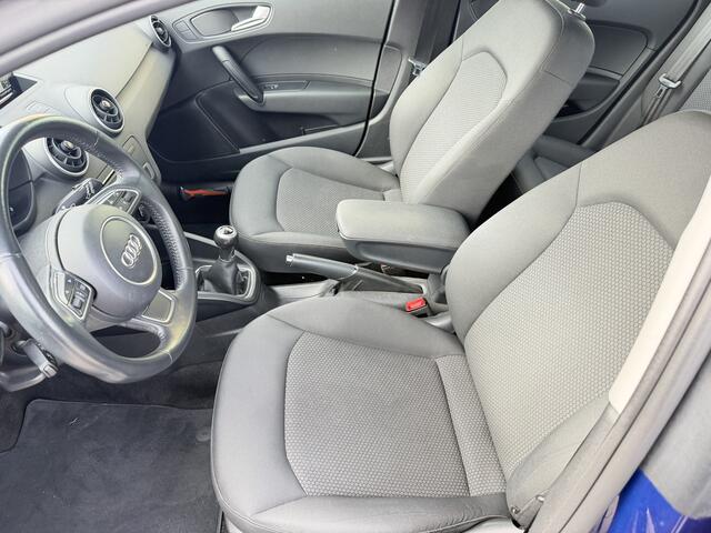 Audi A1 Sportback 1.0 TFSI Adrenalin * S-Line * Navi * Airco * 5 Deurs * Led *