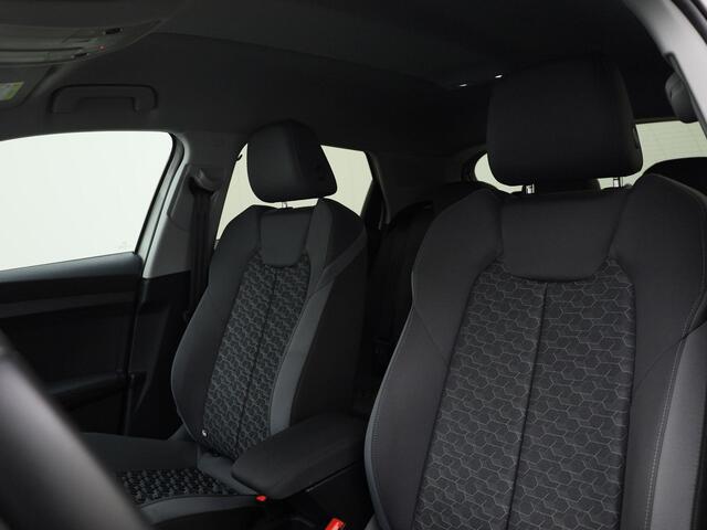 Audi A1 Sportback 30 TFSI/116PK S Line · Apple/Android Car Play · Camera + Parkeersensoren · LED · Garantie t/m 27-03-2029 of 80000km.