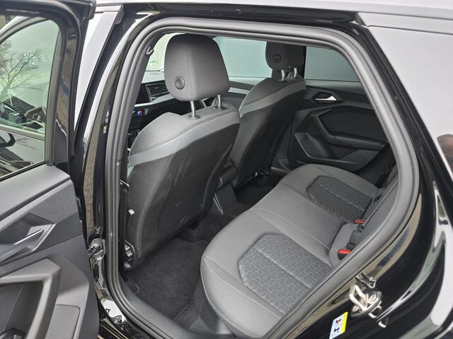 Audi A1 Sportback 30 TFSI S edition S Line / Virtual / Apple Carplay