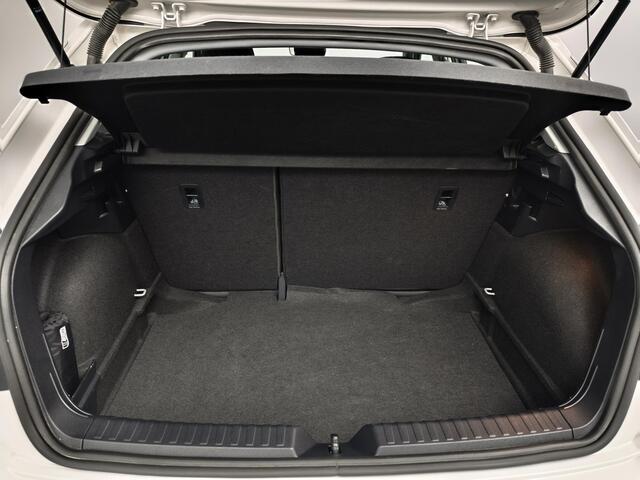 Audi A1 Sportback 30 TFSI Advanced edition | Automaat | Stoelverwarming | Apple CarPlay / Android Auto | Parkeersensoren V+A |