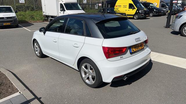 Audi A1 Sportback 1.0 TFSI 95pk Sport Pro Line S-Tronic / Navigatie / Cruise Control / Parkeersensoren