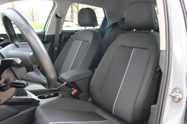 Audi A1 Sportback 30 TFSI Advanced edition Parkeersensoren Voor en Achter | Airco | Cruise Control