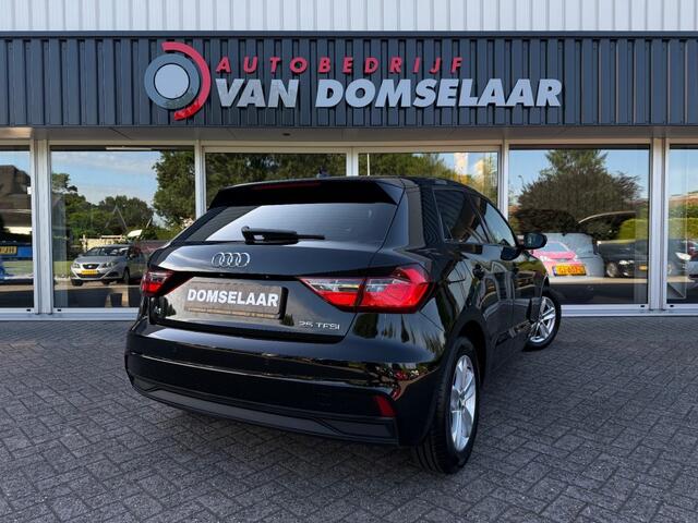 Audi A1 Sportback 25 TFSI Pro Line - NL Auto 120PK Navi Park. Sens voor en achter