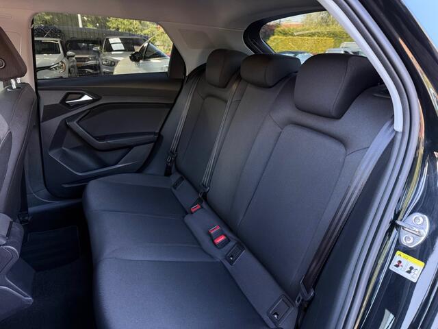 Audi A1 Sportback 25 TFSI Pro Line - NL Auto 120PK Navi Park. Sens voor en achter