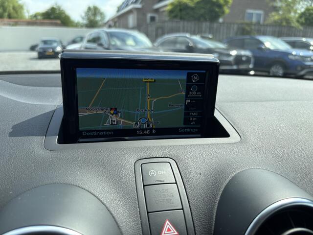 Audi A1 Sportback 3DRS 1.0 TFSI S-Line Navigatie / Parkeersensors