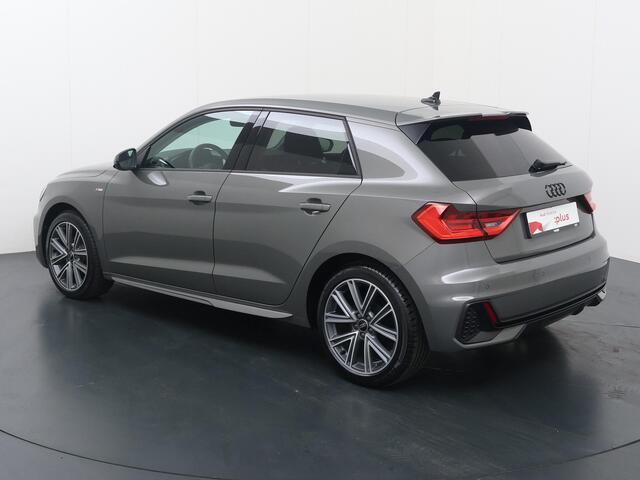 Audi A1 Sportback 25 TFSI S edition | 95 PK | Automaat | Navigatiesysteem | Adaptive cruise control | Climate control | Keyless | S line |