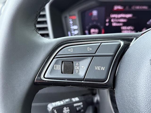 Audi A1 Sportback 25 TFSI S edition | 95 PK | Automaat | Navigatiesysteem | Adaptive cruise control | Climate control | Keyless | S line |