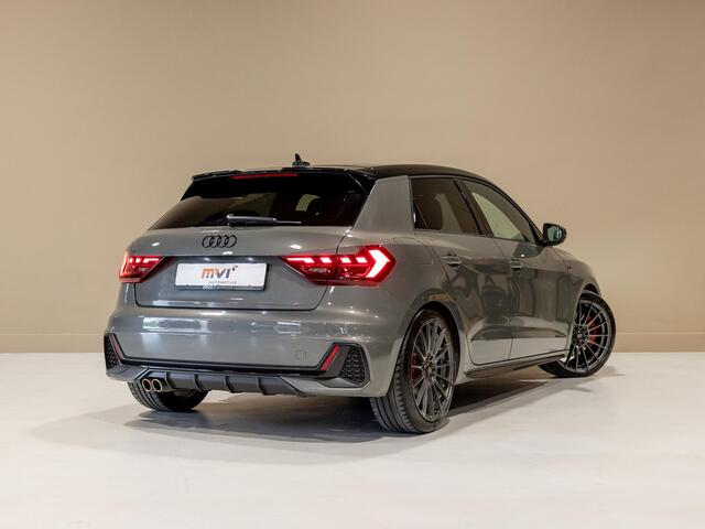 Audi A1 Sportback 40 TFSI 3x S Line edition one / 207pk / Enkei velgen / Stoelverwarming / Sfeerverlichting /