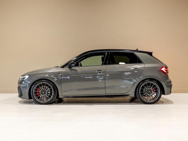 Audi A1 Sportback 40 TFSI 3x S Line edition one / 207pk / Enkei velgen / Stoelverwarming / Sfeerverlichting /