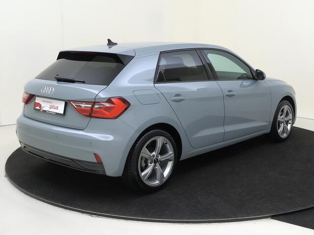 Audi A1 Sportback 30 TFSI Advanced edition | Stoelverwarming | CarPlay | Cruise control | Climate control | Draadloze telefoonlader | Elektrisch inklapbare buitenspiegels | Virtual cockpit |