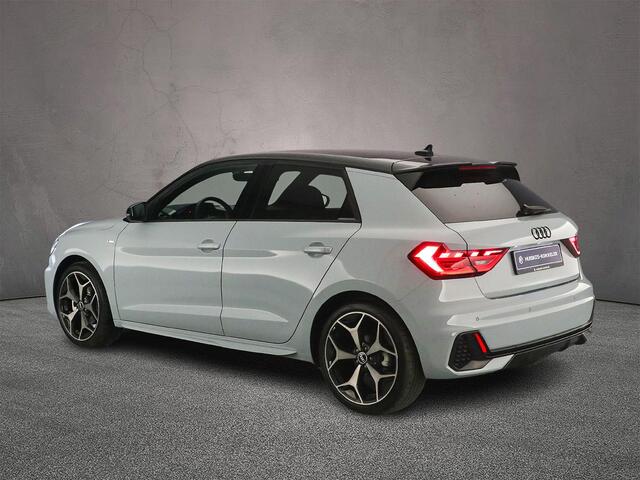 Audi A1 Sportback 35 TFSI 150PK S edition | Navi | Stoelverwarming | 18-Inch | Zwart-Optiek | Adaptive-Cruise | Sonos | Privacy-Glas | Smartphone-Interface | Ambient-Lightning |