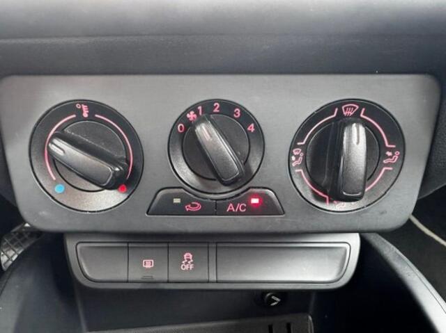 Audi A1 Sportback 1.0 TFSI 5deurs Advance S-Line Airco,Cruisecontrol,Navigatie