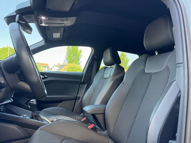 Audi A1 35 TFSI 3x S-line Carplay Stoelverw Afgevlakt stuurwiel twotone 180pk Erg mooi!
