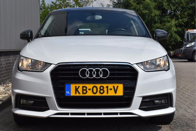 Audi A1 Sportback 1.0 TFSI Adrenalin S-Line Automaat. NL-auto, Cruise, Climatronic, 17 inch