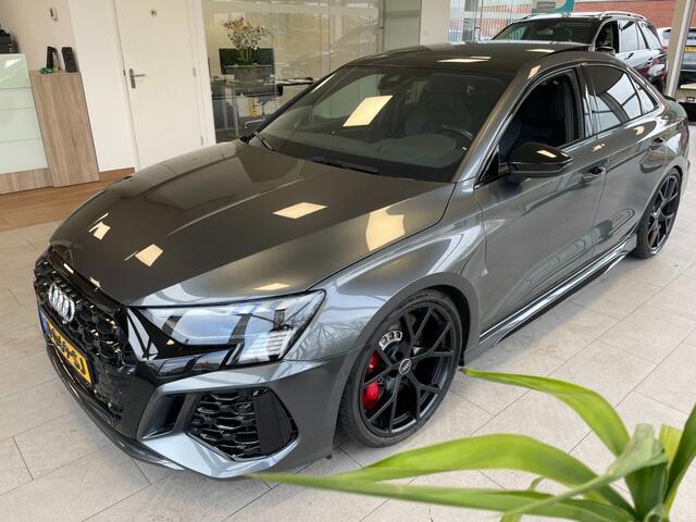 Audi A3 2.5 TFSI RS 3 QUATTRO RS3 Limousine