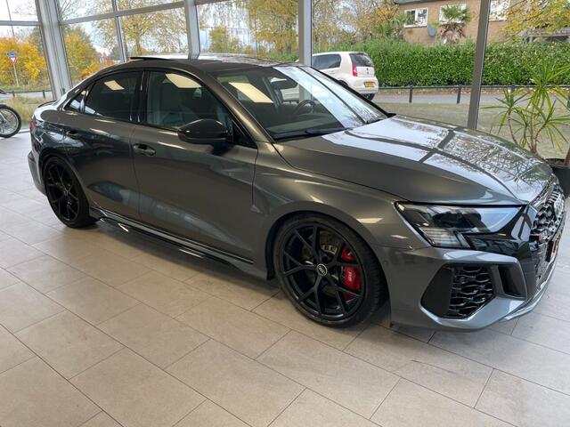 Audi A3 2.5 TFSI RS 3 QUATTRO RS3 Limousine