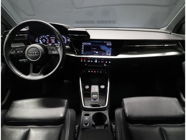 Audi A3 Limousine 35 TFSI Business edition [APPLE CARPLAY, ANDROID, VOL LEDER, PARKEER ASSISTENT, PDC V+A, CRUISE, CLIMATE, NIEUWSTAAT]
