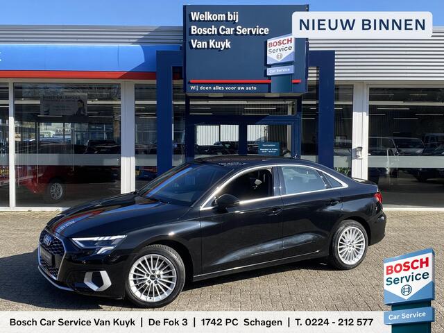 Audi A3 Limousine 30 TFSI Business edition / Automaat / NL-Auto / 1e-Eigenaar / Apple-Carplay & Android-Auto / Adaptieve Cruise-Control / Climate-Control / Draadloze-Telefoonlader / DAB Radio-Bluetooth / Navi / Flippers / LED verlichting / PDC V+A / 17'' LMV / EN