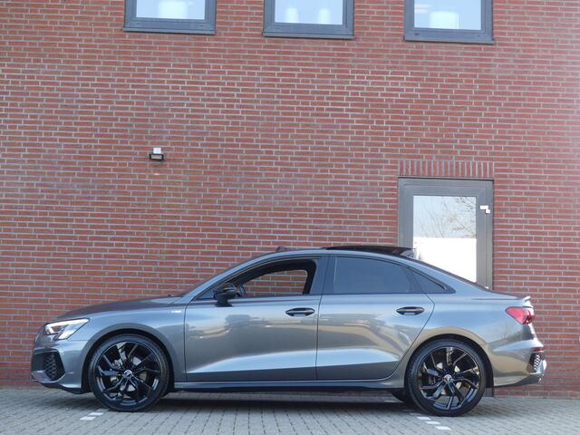 Audi A3 Limousine 35 TFSI S-Line / Panoramadak
