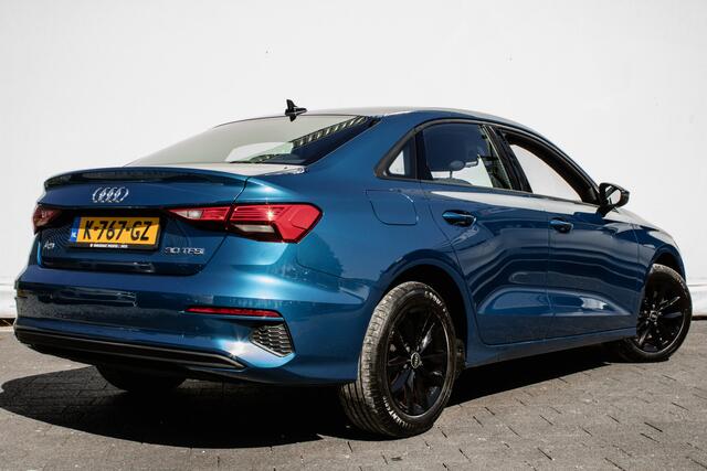 Audi A3 Limousine 30 TFSI Pro Line Carplay/ Navigatie apps/ Climate control/ Pdc/ Cruise control/ Dab