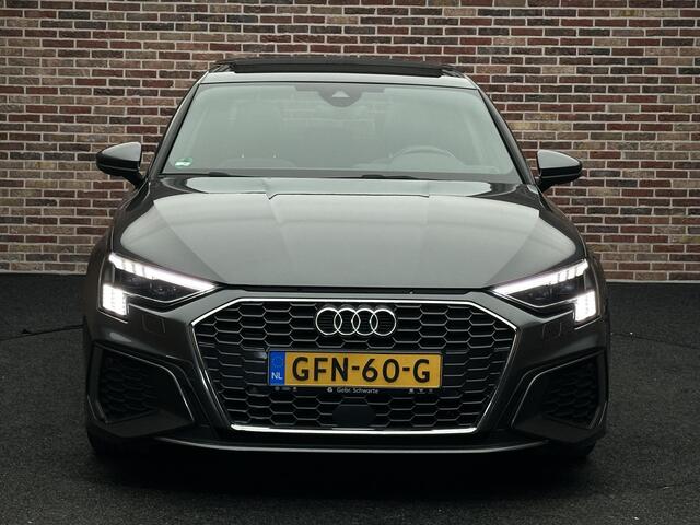 Audi A3 Limousine 35 TFSI S edition Panorama Virtual S Line Camera Led