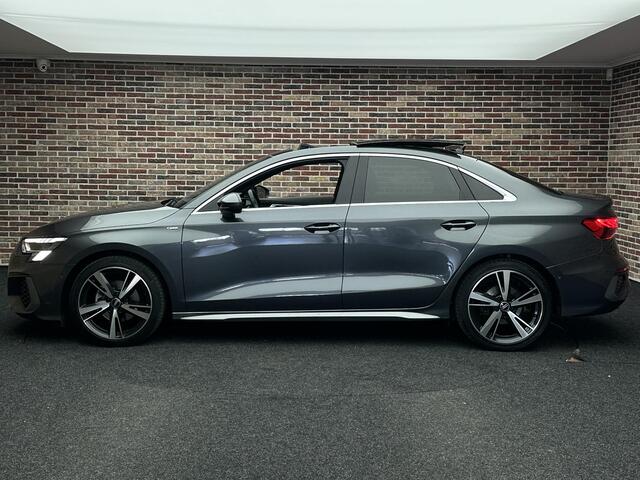 Audi A3 Limousine 35 TFSI S edition Panorama Virtual S Line Camera Led