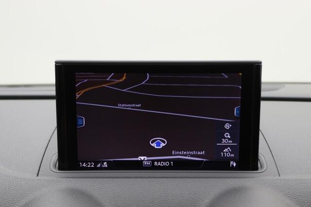 Audi A3 Limousine 35 TFSI CoD Pro Line Automaat Xenon, Navigatie, DAB, Sportstoelen, PDC