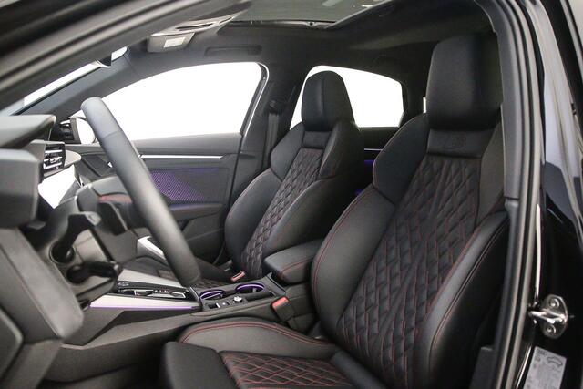 Audi A3 Limousine 35 TFSI S edition | Sonos | Pano | Matrix | Electrische bestuurderstoel | Headup | Alcantara |