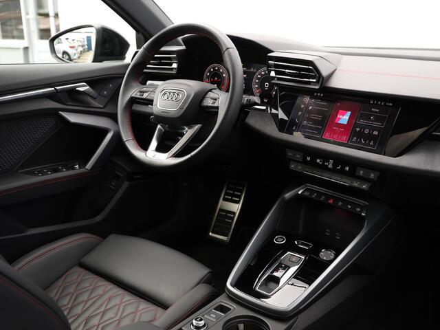 Audi A3 Limousine S edition 35 TFSI | Head Up | Pano | Elektr. verstelbare voorstoelen | SONOS | Nieuwprijs ¤68.400 |