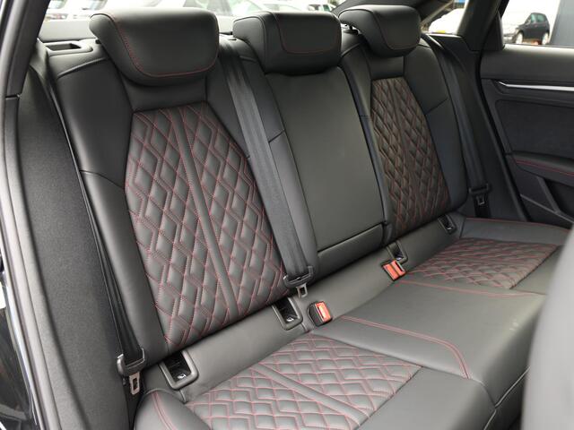 Audi A3 Limousine S edition 35 TFSI | Head Up | Pano | Elektr. verstelbare voorstoelen | SONOS | Nieuwprijs ¤68.400 |