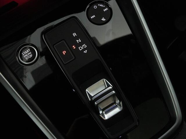 Audi A3 Limousine S-Line 35 TFSI 150 pk Automaat | Matrix LED | Panoramadak | Bang & Olufsen | Navigatie |