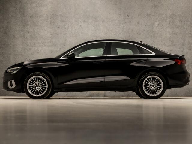 Audi A3 Limousine 30 TFSI Advanced Sport Automaat (GROOT NAVI, APPLE CARPLAY, CAMERA, LM VELGEN, DIGITAAL DASHBOARD, SPORTSTOELEN, NIEUWE APK, NIEUWSTAAT)