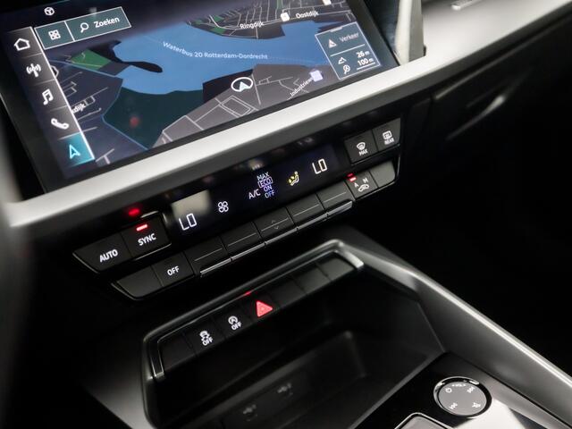 Audi A3 Limousine 30 TFSI Advanced Sport Automaat (GROOT NAVI, APPLE CARPLAY, CAMERA, LM VELGEN, DIGITAAL DASHBOARD, SPORTSTOELEN, NIEUWE APK, NIEUWSTAAT)